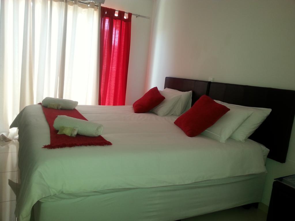 Discovery Guest House Виндхук Экстерьер фото