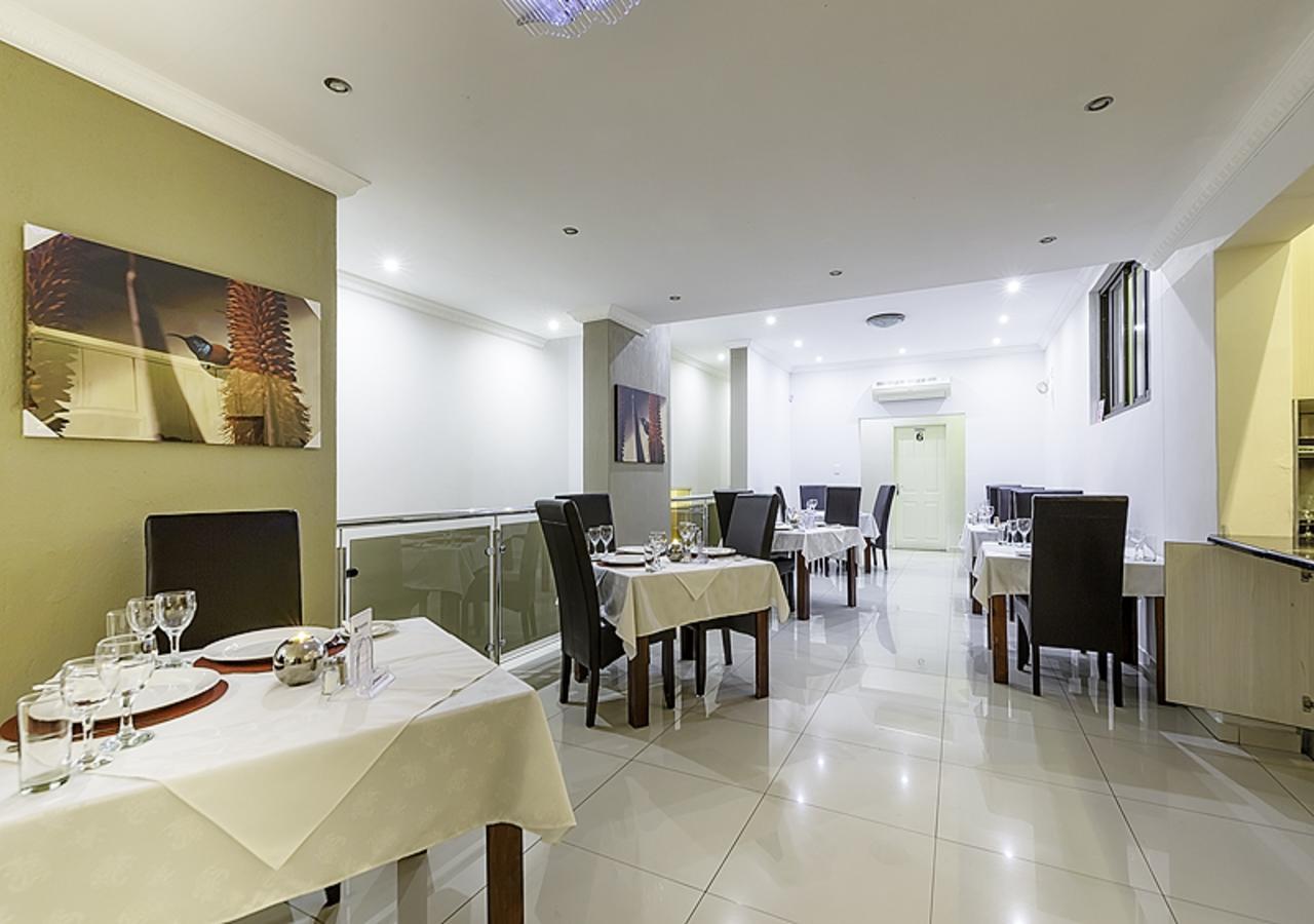 Discovery Guest House Виндхук Экстерьер фото